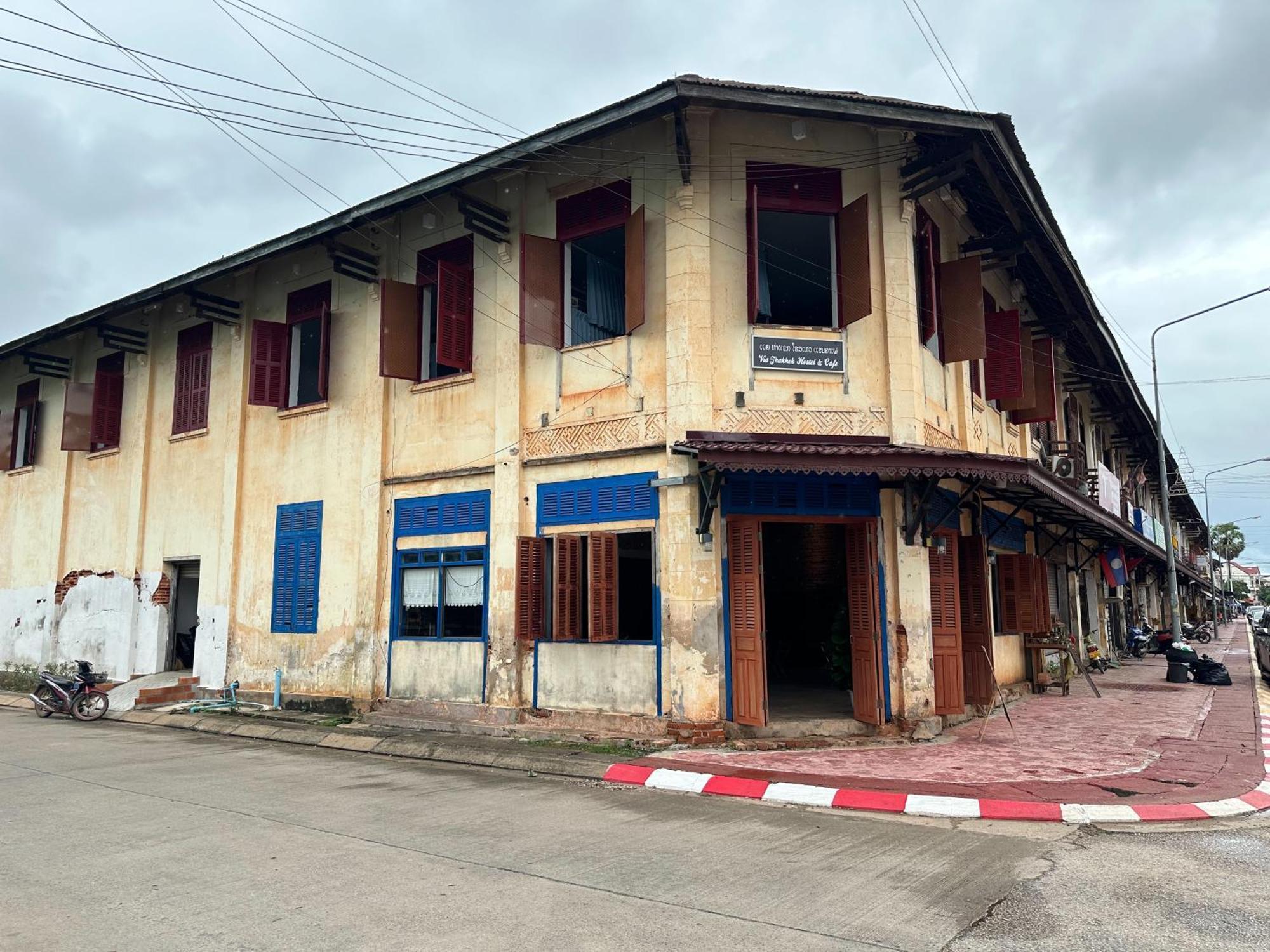 Via Thakhek Hostel & Cafe Εξωτερικό φωτογραφία
